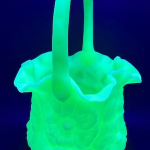 Vintage Large 10” Fenton Uranium Custard Satin Ruffled edge Poppy Basket