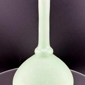 Antieke 9&quot; Franse groene opaline uraniumparfumfles uit de 19e eeuw (voor zover ik weet) zonder stop