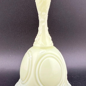 Vintage Fenton Custard uranium medallion Bell