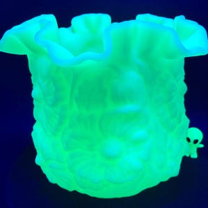 Large Fenton Uranium Satin Custard Poppy Vase