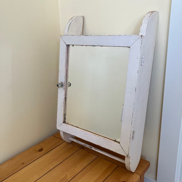 Antique Bathroom Mirror Medicine Cabinet with Towel Bar Home Made Vintage Glass Knob