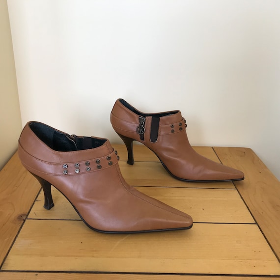 Donald J. Pliner Brown Leather ankle Boots 9M Donald J Pliner Distressed Brown Leather Zip High Heel Ankle  main image 3