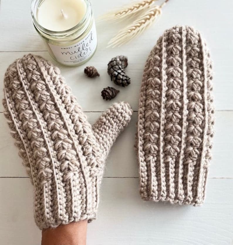 CROCHET PATTERN, The Wintertide Mittens, Crochet Mittens, Easy Pattern, Mitten Pattern, Crochet Mittens, Pattern, Crochet image 1