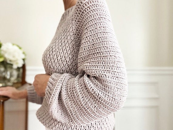 Are ya'll really tucking in your sweaters? : r/femalefashionadvice