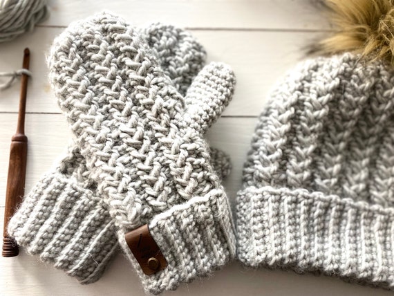 CROCHET PATTERN, the Emery Mittens, Crochet Mitten Pattern