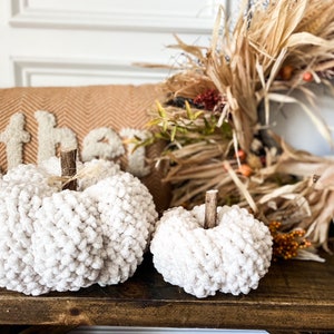 CROCHET PATTERN, The Cozy Crochet Pumpkin Pattern in 5 Sizes, Beginner Crochet Pattern, Crochet Pumpkin Pattern, Crochet Pattern