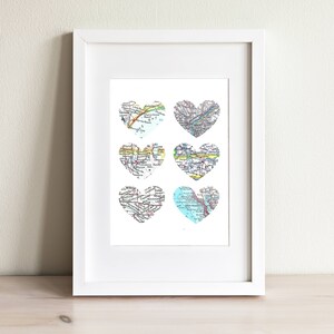 Impression d'art de carte de six coeurs. 6 Impression uniquement. Vous sélectionnez des emplacements dans le monde entier et un texte personnalisé. Cadeau de mariage et de fiançailles pour les couples