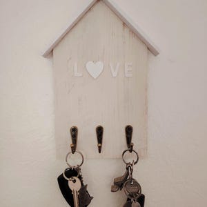 Rustic Love Key Holder: White Wooden House-Shaped Wall Hook Organizer