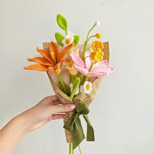 Personalisierter Häkelstrauß, Häkelblumen, Geschenk für Lehrer, Danke, Lehrer, Handgefertigte Blumen, Häkelgeschenk, Geschenk für Sie