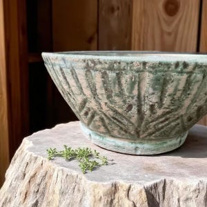 Handmade Carved Ceramic Bowl – Textured Green Stoneware Bowl – Rustic Serving or Salad Bowl – Artisan Pottery