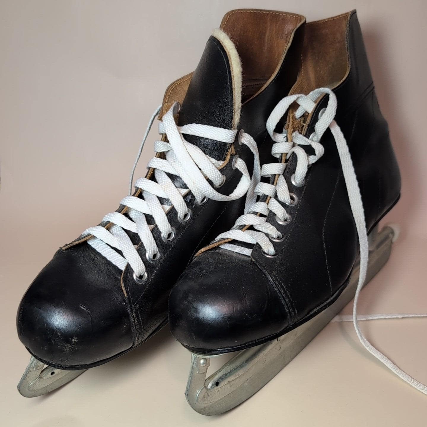 アンティーク オランダ ヒンデローペン 昔のスケート靴 Vintage hockey shoe - Etsy 日本