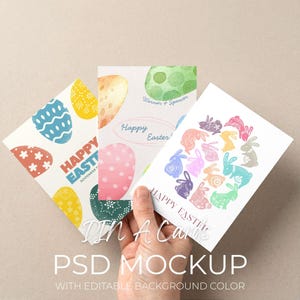 Maqueta de tarjeta A6, maqueta de 3 tarjetas de felicitación, plantilla de colección de postales, folleto imprimible en vitrina (objeto inteligente PSD)
