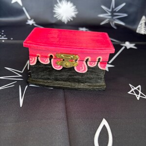 Tiny Trinket Box