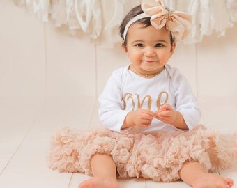 1st Birthday bodysuit, gold glitter ONE, first birthday, baby girl birthday, glitter shirt, ONE, Baby Girl 1st Birthday, Gold 1st Birthday