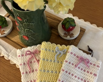 Crochet kindle sleeve
