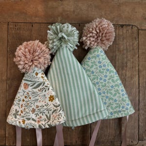 Set di 3 mini cappelli da festa per animali di peluche – Cappellini fatti a mano per peluche e bambole – Scegli tra trii di tessuti selezionati
