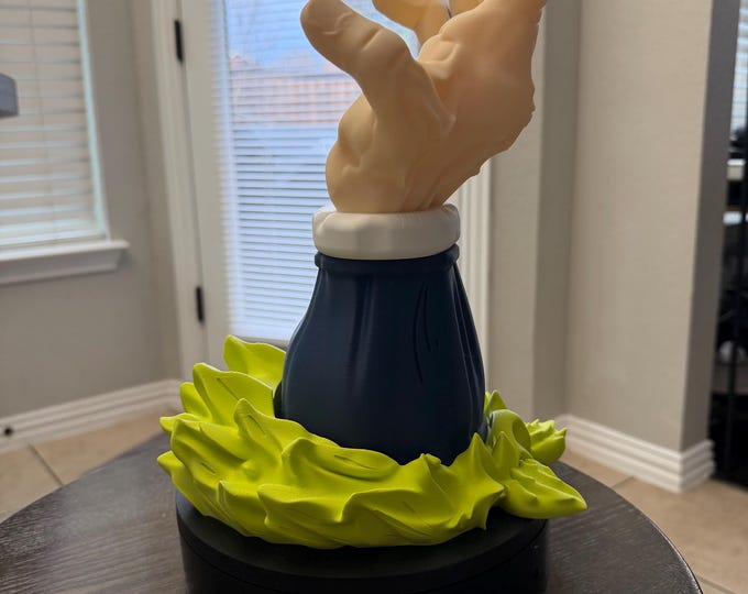 Broly(Super) Inspired Controller & Headphone Stand – Fan Art