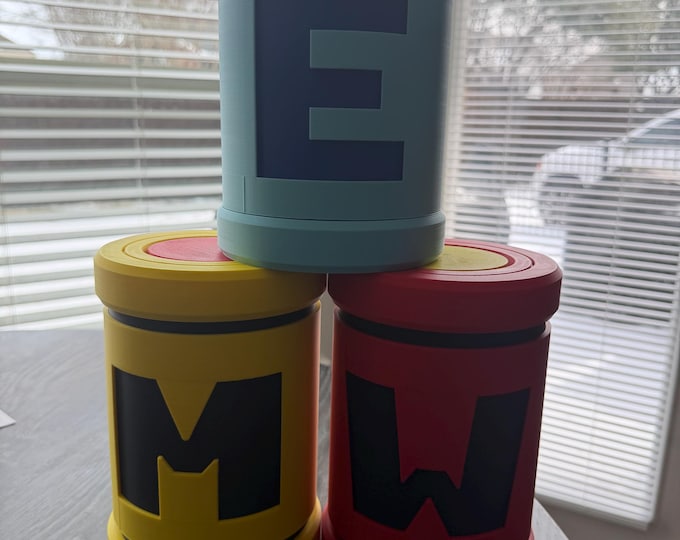 3D Printed Mega Man Tank Container – Retro Gaming Decor, Cosplay Prop