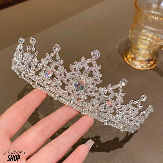Crystal Bridal Crown | Elegant Baroque Rhinestone Tiara for  display picture 1