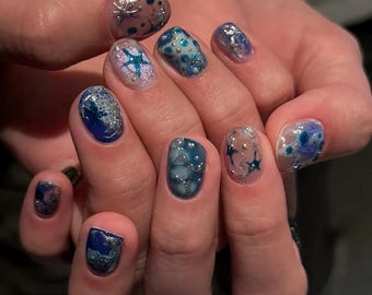 Blooming Blue Press On Nails short Almond Nails/Shell Nails/Dreamy Blue Nails/Birthday Nails/Ocean nails/Holiday Vacation Nails/Star nails