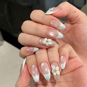 Ombre Cat eye glitter nails /custom press on nails/ 3D flower custom press on nails/hand painted Press On Nails/Gel Nails/wedding nails