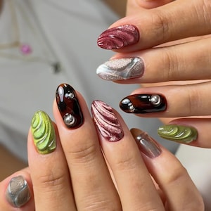 Retro Color Block Mix Nails/3D Spiral Nails/Colorful Cat Eye Nails/Amber Tortoise Nails/Silver Bead Decor Nails/Silver Glitter Curve Nails