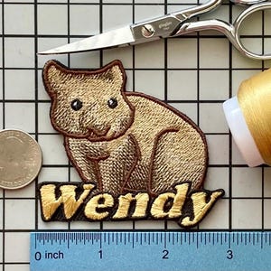 Personalisierter Wombat Name Patch: Individuell gestickte Applikation zum Aufbügeln
