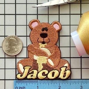 Gepersonaliseerde naam berenpatch: op maat gemaakte geborduurde opstrijkappliqué