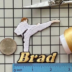 Personalisierter Karate Patch: Individuell gestickte Applikation zum Aufbügeln