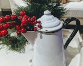 Vintage Enamelware Coffee Pot White Vintage Coffee Pot Tea Pot Vintage Kitchen Decor Shabby Country Decor Farmhouse Chic Rusty Metal Pot