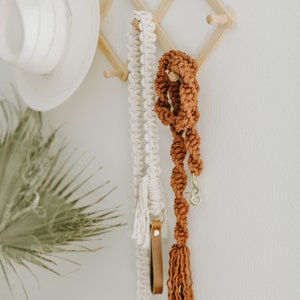 Neutral Macrame Dog Leash image 4