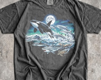 90s Ocean Wildlife T-Shirt - Men & Women's Unisex Graphic Tee - Vintage Sea Animals Shirt - Orca - Dolphin - Shark - Turtle - Retro Tee
