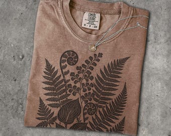 Linocut Ferns T-Shirt - Men and Women's Unisex Graphic Tee - Vintage Leaves Shirt - Forestcore - Nature Minimalist Shirt - Plant Mom Shirt