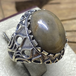Handmade Sterling Silver Yemeni Agate Ring: Arabic Statement Jewelry