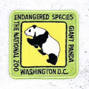 Vintage National Zoo Giant Panda Patch • Endangered Species Washington DC • Iron-On