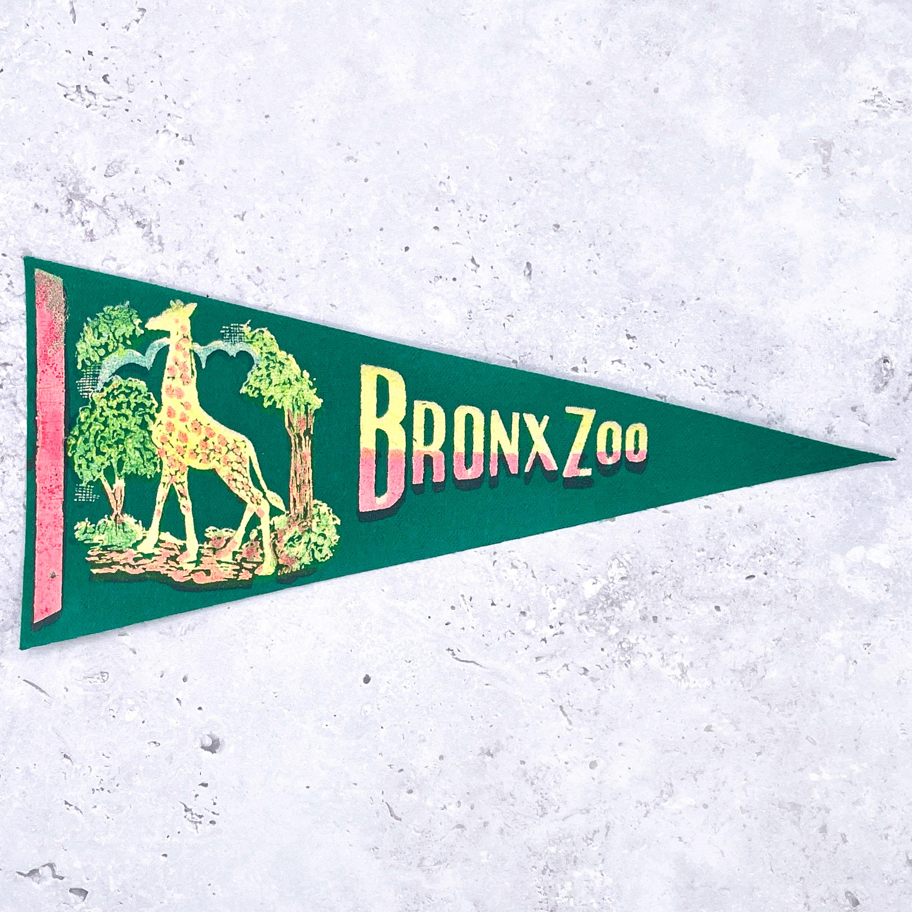 Vintage Bronx Zoo Mini Pennant • 60s Felt NYC Giraffe Souvenir • 9