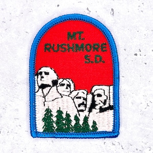 Vintage Mount Rushmore Patch • South Dakota Presidents Souvenir • Iron-On NOS