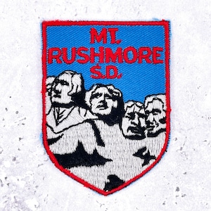 Vintage Mount Rushmore Patch • 80s South Dakota • Tourist Souvenir NOS