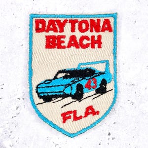 Vintage Daytona Beach Patch • Florida NASCAR Racing Richard Petty #43 • Iron-On