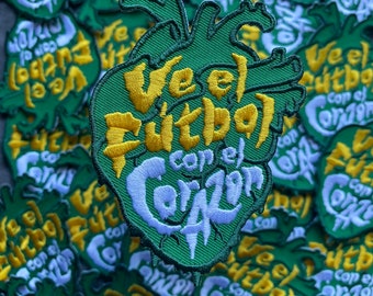 Naszywka Ve el Fútbol con el Corazón (Drewno).