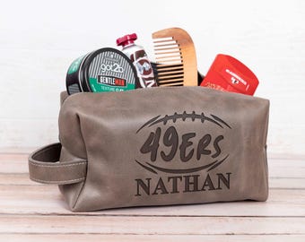 San Francisco 49ers NF Leaher DoppKit, Red & Gold Football Dopp Kit, Bay Area Fan Toiletry Bag,NFL Super Bowl,California Team Fan Gift