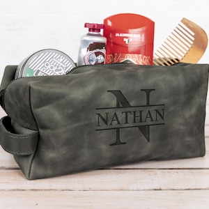 Birthday Gift for Dad, 40th Birthday Gift, Leather Engraved Dopp Kit, Travel Bag for Husband, Gift for Fiance, Handmade Toiletry Bag