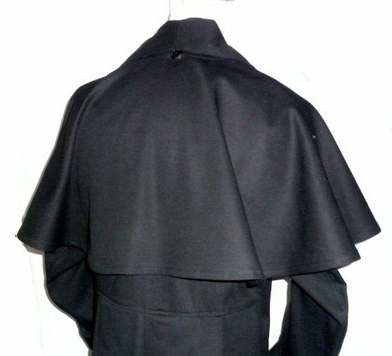 Mans Single Breasted English Regency Inverness Greatcoat with Detachable Cape in Cotton