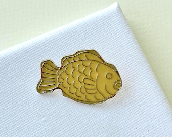 Spilla smaltata Bungeoppang coreano / Spilla con pane al pesce Taiyaki / Spilla carina K-Food / Spilla con cibo di strada coreano / Regalo con snack kawaii