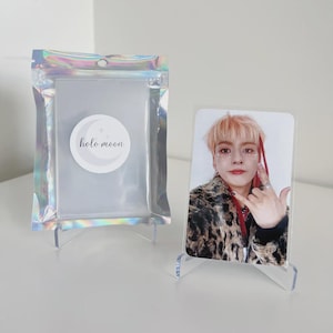 Clear Kpop Photocard Sleeves (25 pack) | Holomoon