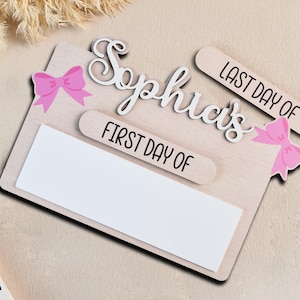 Back to School Sign,Personalized First and Last Day of School Sign,First Day of School Photo Prop,Dry Erase School Sign,Gifts for children.