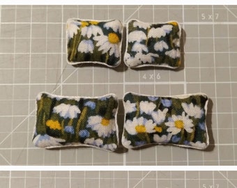 Dollhouse Miniature Pillows 1:24 Choice of 2 pillow set