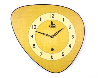 Horloge murale style vintage jaune années 70