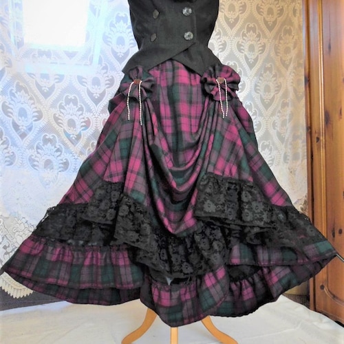 Women Black Stewart Tartan Skirt | Scotland Kilt Collection