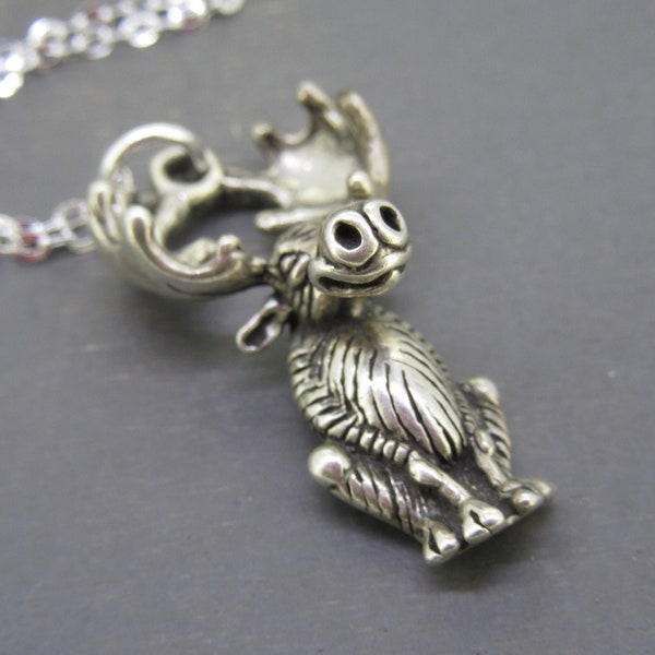Vintage Sterling Moose Pendant Necklace with 18" Chain